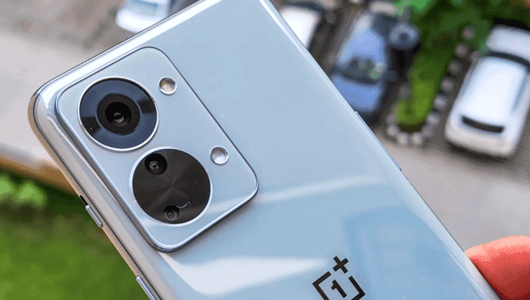 OnePlus का नया 5G फ़ोन हुआ सस्ता, 80W फास्ट चार्जिंग और 12GB रैम के साथ मिलेगा DSLR कैमरा क्वालिटी