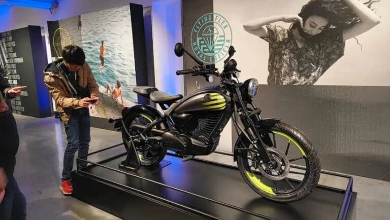 Royal Enfield Flying Flea C6: रॉयल एनफील्ड का पहला EV जल्द होगा लॉन्च