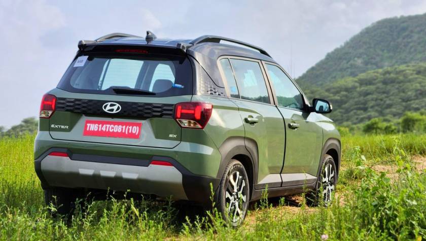 Hyundai Exter S Smart: इस प्रीमियम SUV को सिर्फ 10,672 डाउन पेमेंट मैं लाए घर