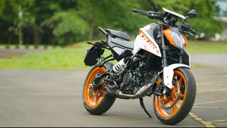 KTM Duke 390