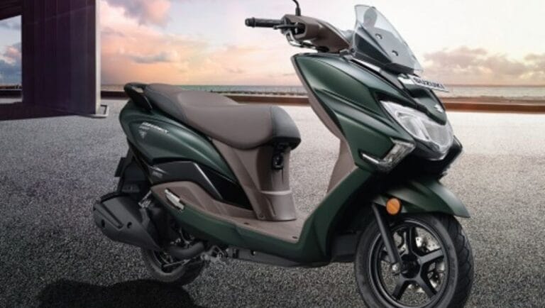 Suzuki Burgman Street 125 अब सिर्फ 96,000 के अंदर, मिल रहा है क्लासिक डिजाइन और शानदार परफॉर्मेंस 