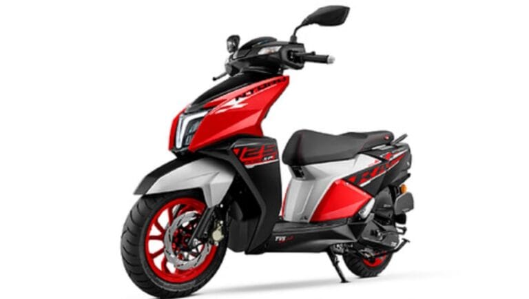 ये गाड़ी लॉन्च होते ही बिक गया 2 Million Units, शोरूम के आगे लगती है हर दिन भीड़