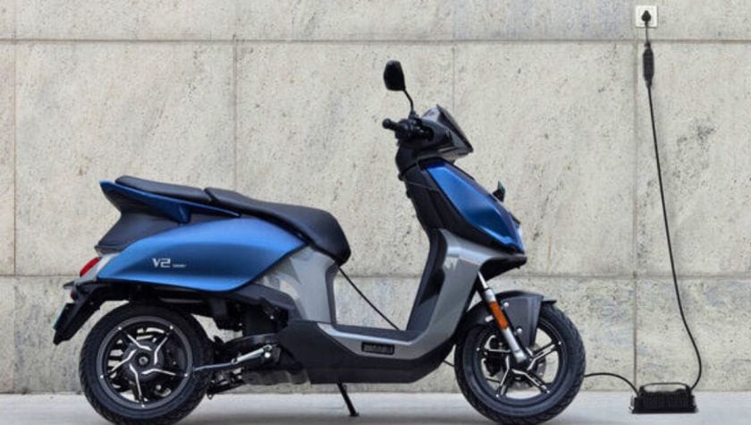 सिर्फ ₹70,000 में ले जाइए Hero Vida VX2 e-Scooter, 100Km की रेंज के साथ डिजाइन होगी शानदार