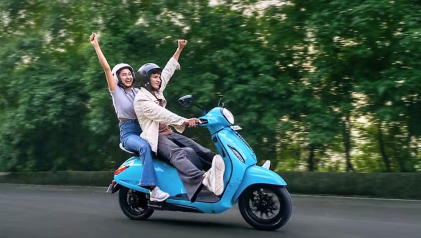 Bajaj Chetak 3001